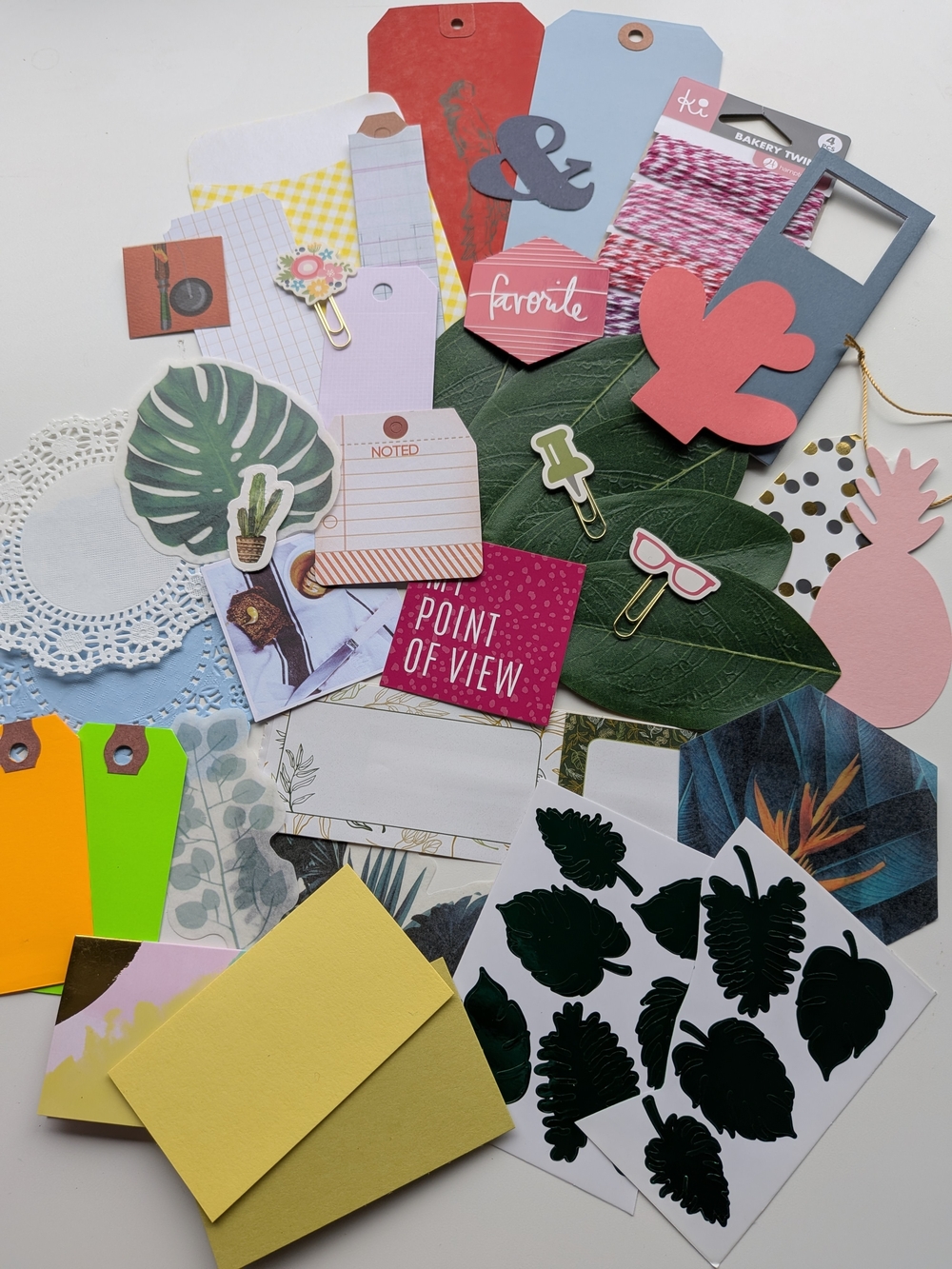 Over 225 Pieces of Colorful Crafting Ephemera - Picture 4 of 8